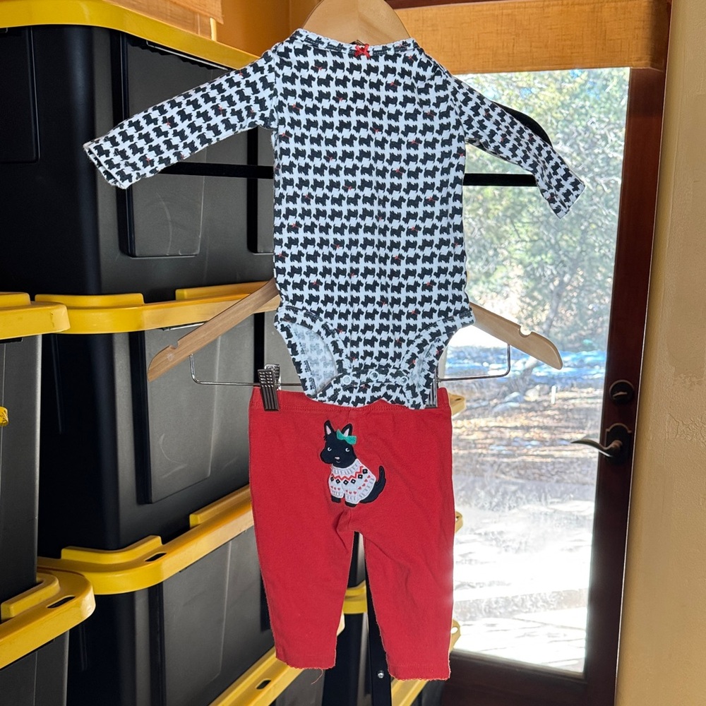 Carter’s Scottie Dog 2-Piece Holiday Outfit Long Sleeve Bodysuit + Red Pants 6M - Picture 3 of 12